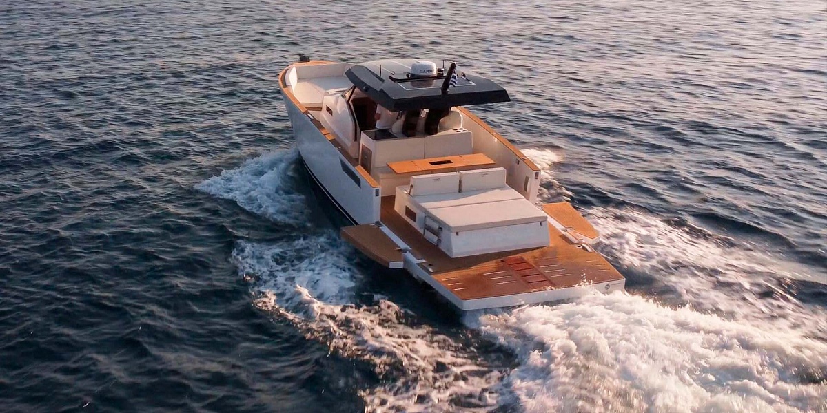 Аренда яхты Tesoro 40 на Миконосе